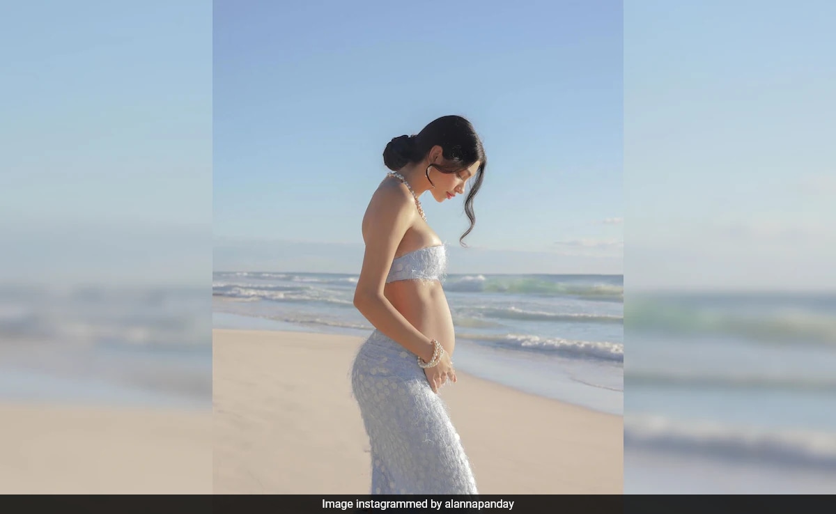 Read more about the article Mom-To-Be Alanna Panday Shares Pictures Of Her Dreamy Maternity Shoot: "Beach Baby Loading"
