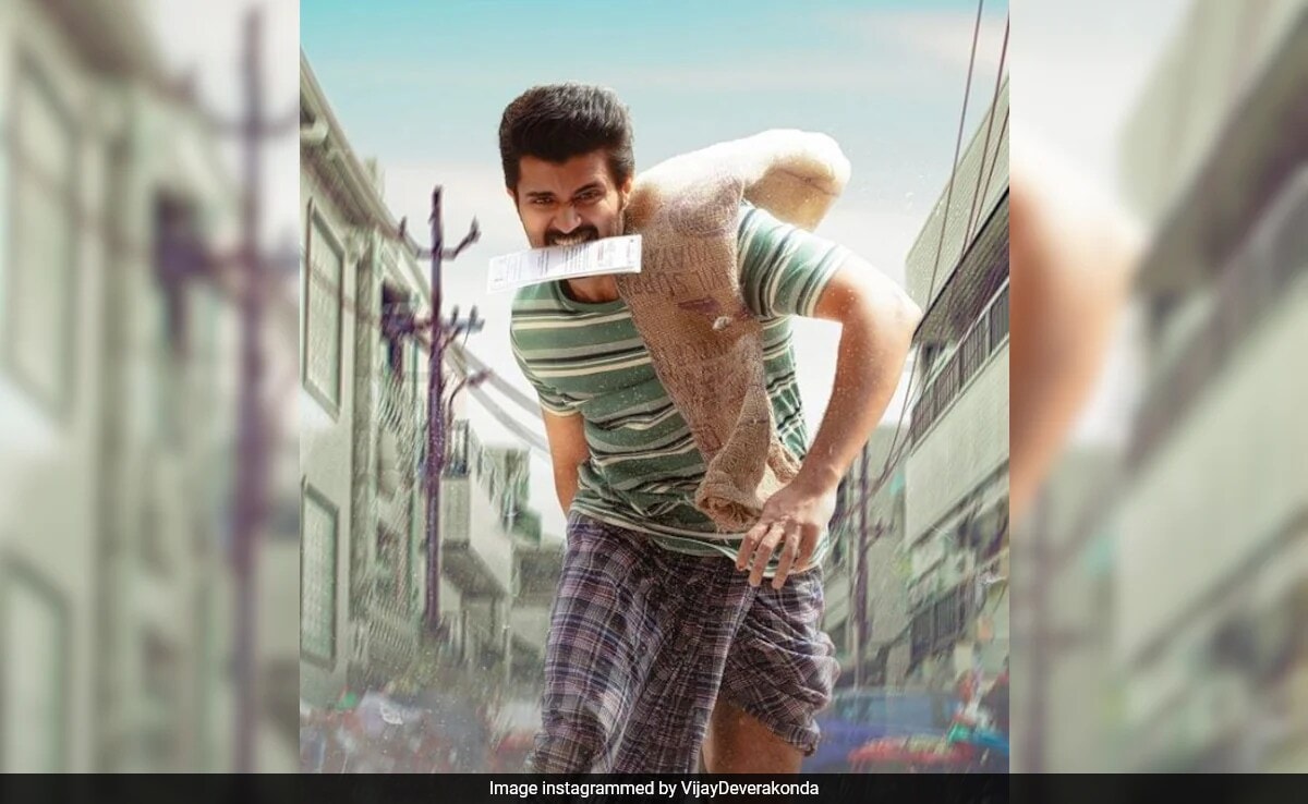 You are currently viewing Family Star New Poster: Vijay Deverakonda Nails The Desi  Look