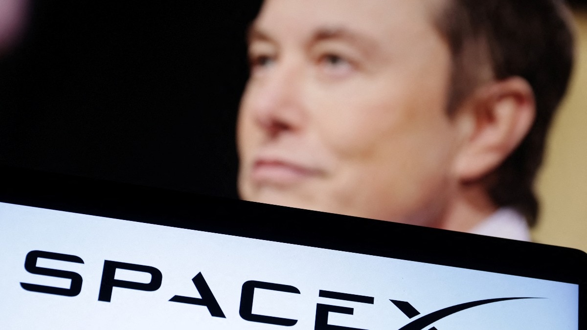 Read more about the article California probes SpaceX over failure to address sexual harassment, bias claims