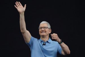 Read more about the article Apple CEO Tim Cook Reveals Generative AI Features Will Be Unveiled ‘Later This Year’, Mentions India too