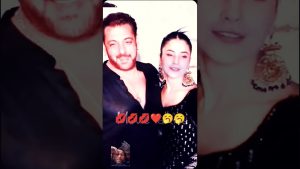 Read more about the article Salman Khan cute girl #bollywood #dance #couple #music #hindisong #comedy #song #love #sidhusid #fun