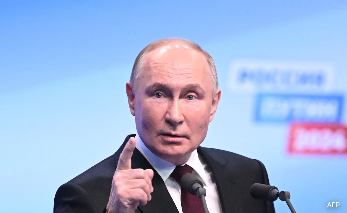 Read more about the article Russia Hails ‘Record’ Win For Putin In Vote With No Opposition