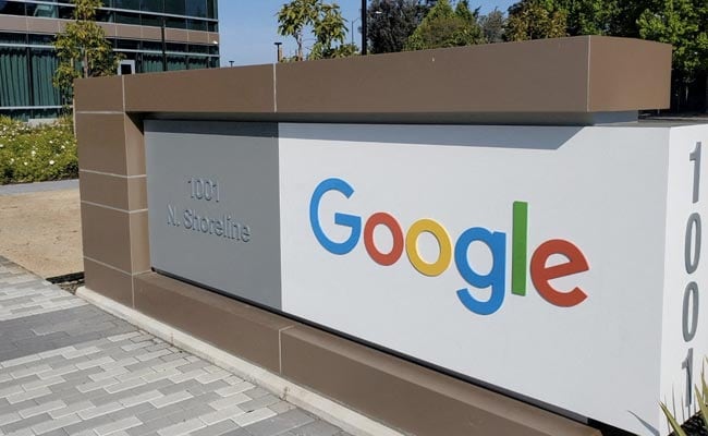 Read more about the article Chinese National Arrested In US For Stealing Google AI Technology