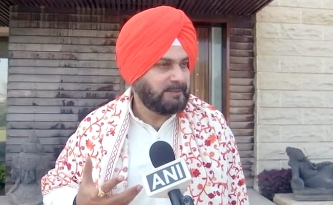 Read more about the article Bhagwant Mann Approached Me Once To Join Congress: Navjot Sidhu