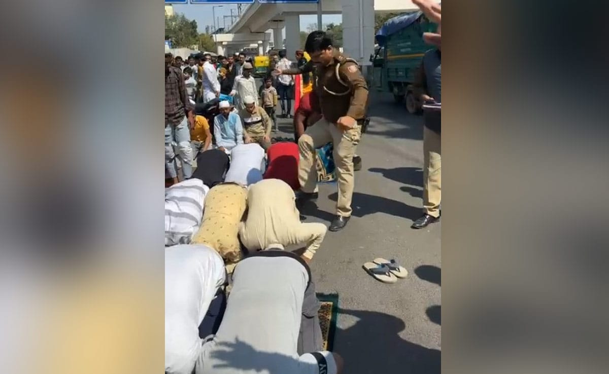 You are currently viewing Delhi Police Condemns Inderlok Namaz Incident After Video Goes Viral