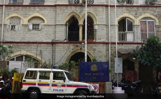 You are currently viewing 5-Year-Old Girl Rescued Within 12 Hours Of Kidnapping Near Mumbai: Cops