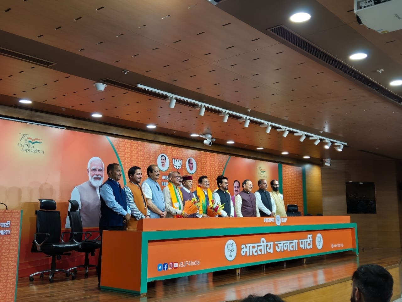 You are currently viewing 6 MLAs Disqualified By Congress, 3 Independents Join BJP In Himachal