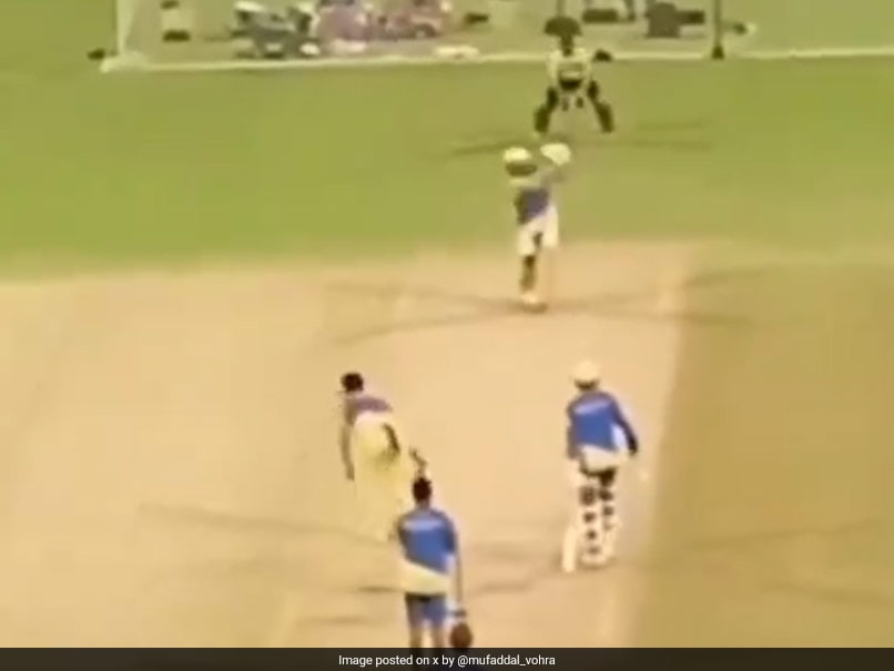 Read more about the article Watch: MS Dhoni Gets Going In CSK Practice, Unleashes Helicopter Shot