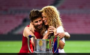 Read more about the article Shakira On Relationship With Ex-Partner Gerard Pique: "It Was Dragging Me Down"