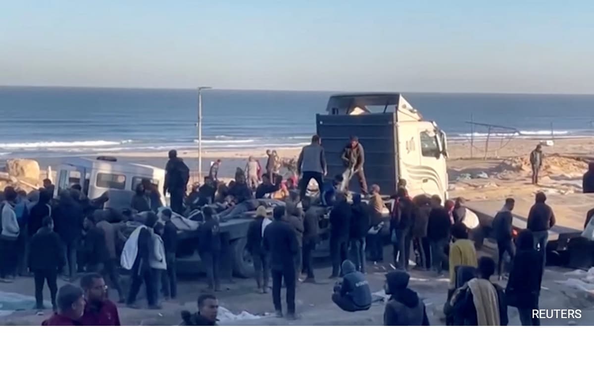 Read more about the article Deadly Scenes As Desperate Gazans Rush Aid Trucks: Pity Us