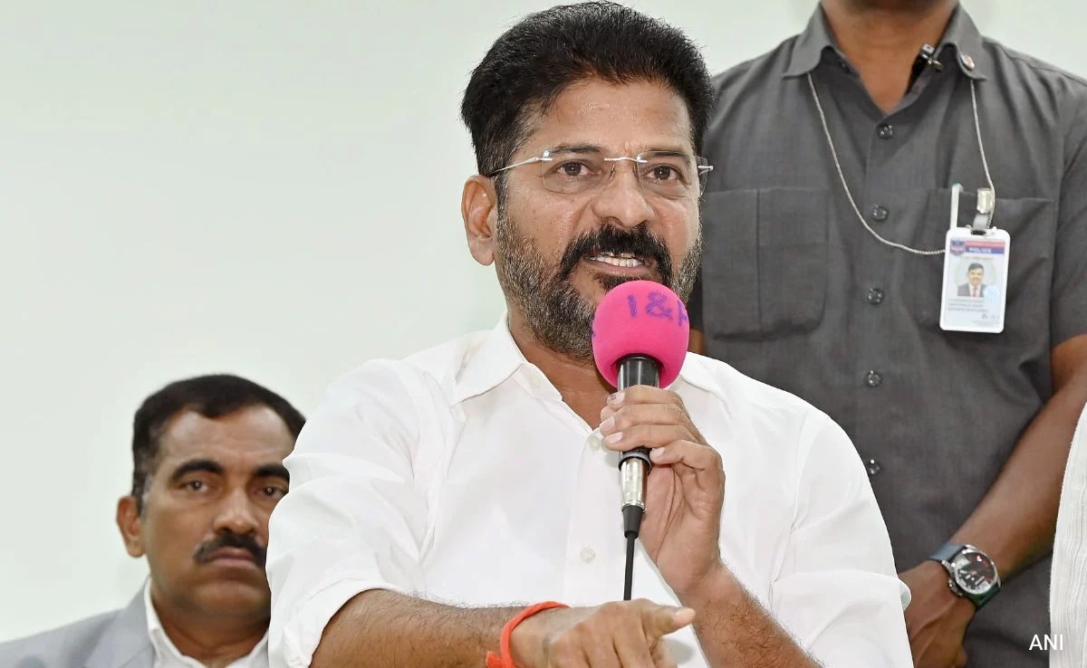 Read more about the article "PM Modi Like Elder Brother": Revanth Reddy's Telangana Development Pitch