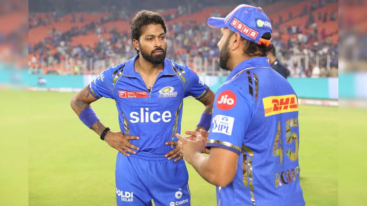 Read more about the article Watch: Visibly Frustrated Rohit Has Intense Chat With Hardik After Match