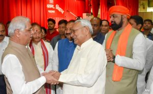 Read more about the article Nitish Kumar Distributes Portfolios, Retains Home, General Administration