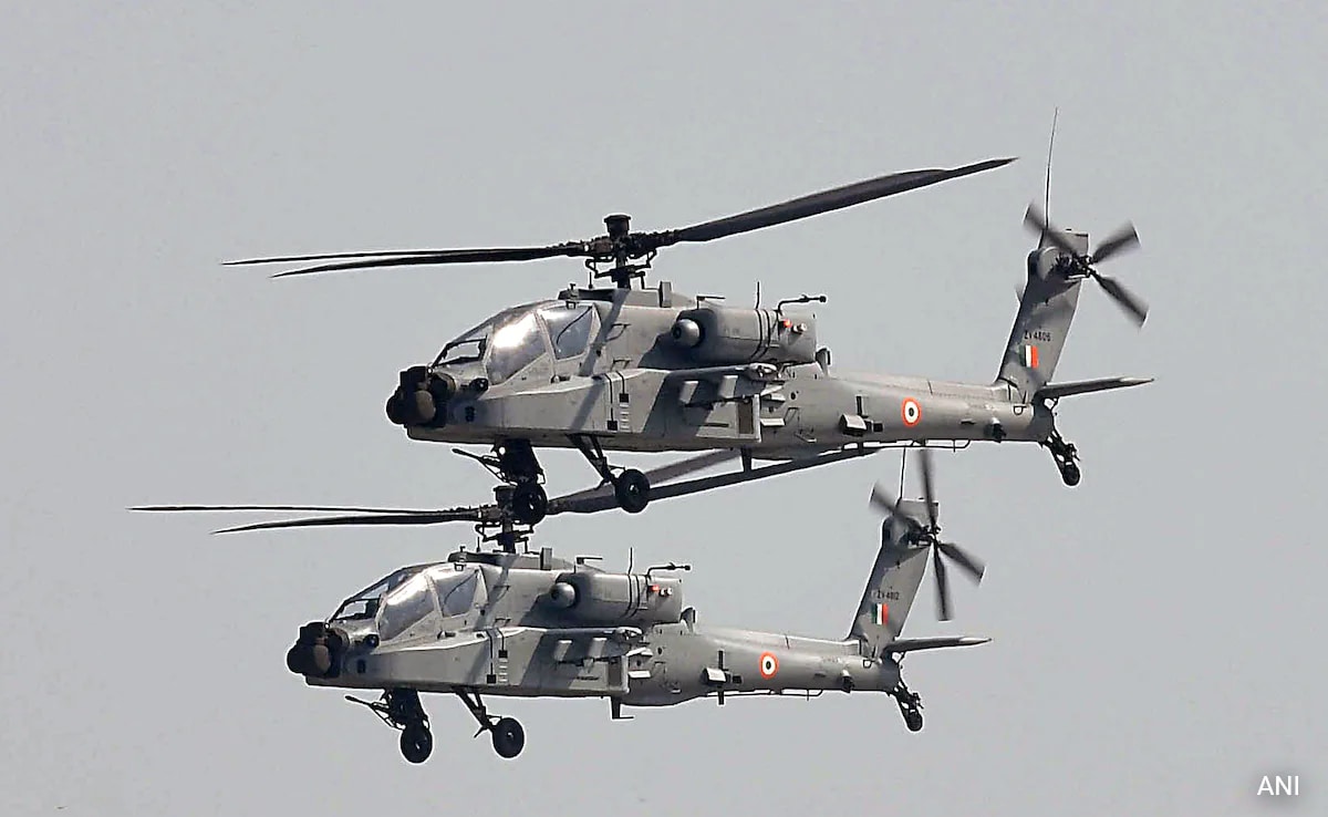 You are currently viewing Indian Army Raises 1st Apache Attack Helicopter Squadron Near Pak Border