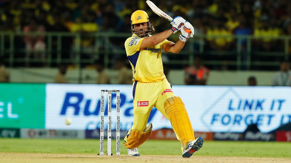 You are currently viewing Dhoni Slams 37* Off 16 On IPL 2024 Batting Debut, Internet On Overdrive