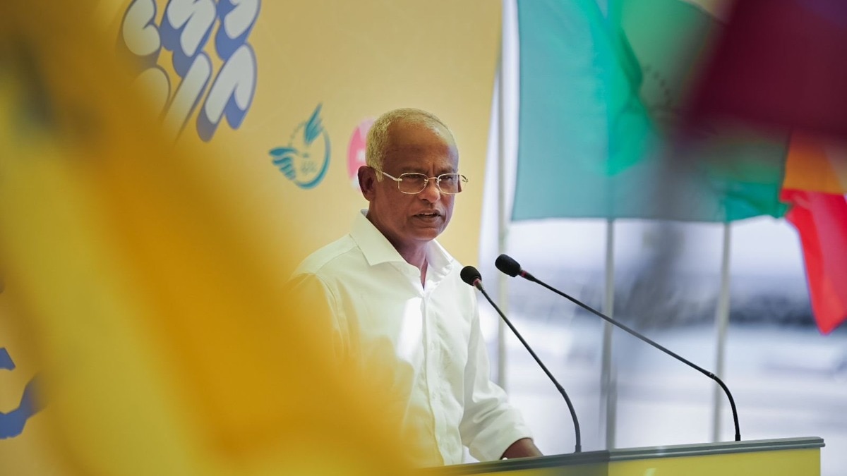You are currently viewing ‘Mend fences with neighbours’: Ex-Maldives President Ibrahim Mohamed Solih tells successor Mohamed Muizzu