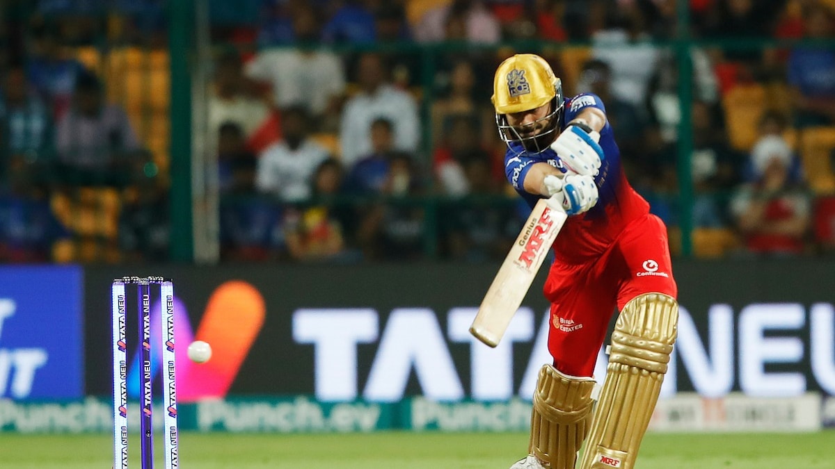 You are currently viewing 'King' Beats Kings: Kohli's 77 Carries RCB To 4-Wicket Victory Over PBKS