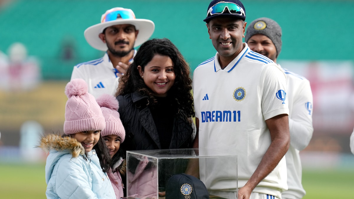Read more about the article "Wife Didn't Know What She Was Getting Into": Ashwin's Emotional Tribute