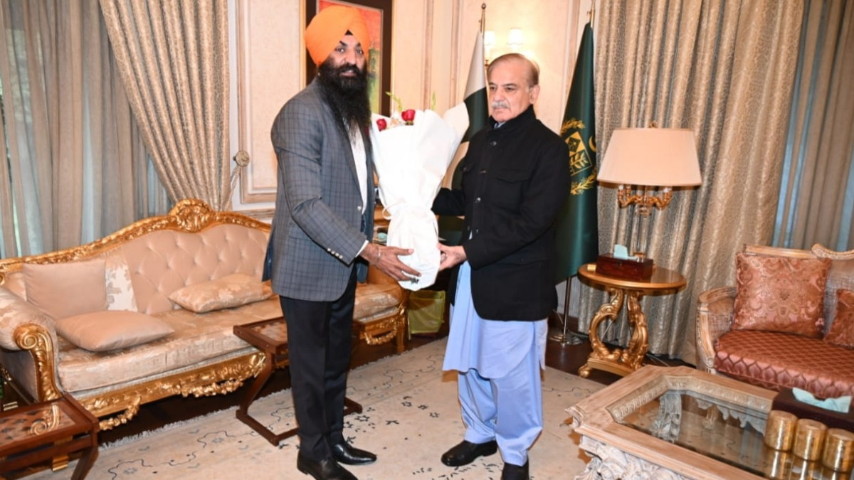 Read more about the article Sardar Ramesh Singh Arora becomes Pakistan’s first Sikh minister
