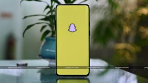 Read more about the article Snapchat Releases 'AR Pichkari' Lens to Celebrate Holi 2024 With Friends: How it Works