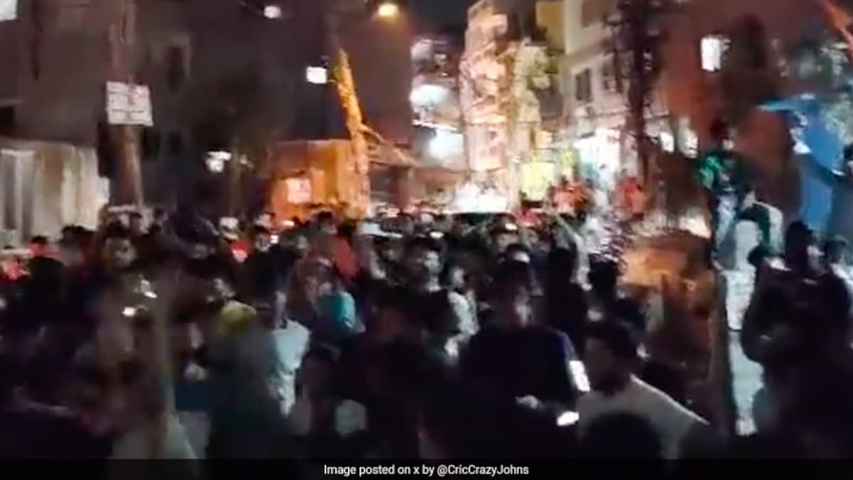 You are currently viewing Watch: "RCB, RCB" Chants On Streets Of Bengaluru As Team Lifts WPL Title