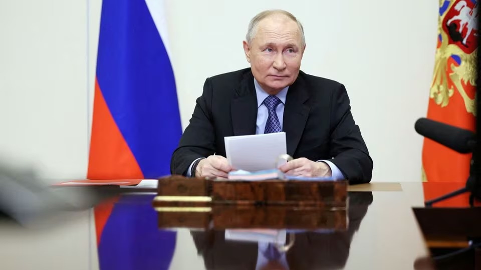 You are currently viewing Putin’s Women’s Day message to Russian women: ‘Impress us men with…’