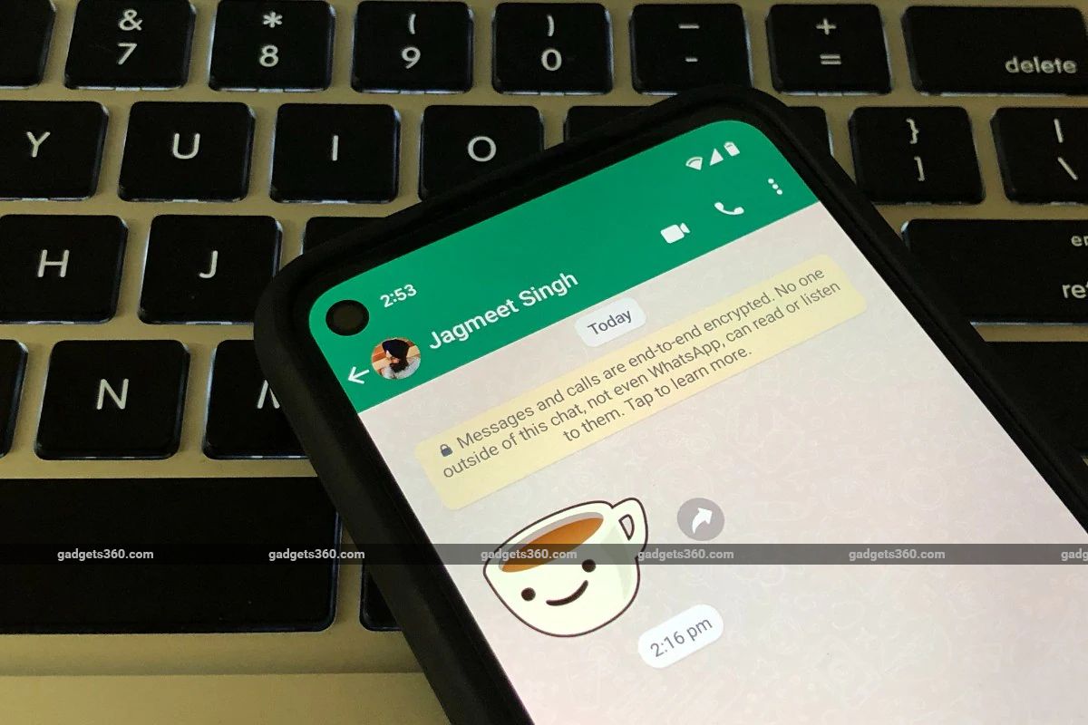 Read more about the article WhatsApp Begins Testing 60-Second Status Updates, QR Code Scanner Shortcut for UPI Payments