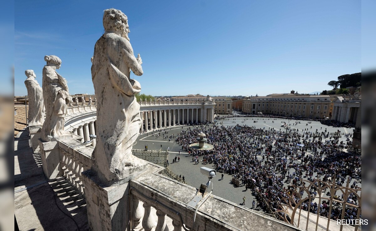 Read more about the article Vatican Says Sex-Change Surgery, Surrogacy Threats To Human Dignity