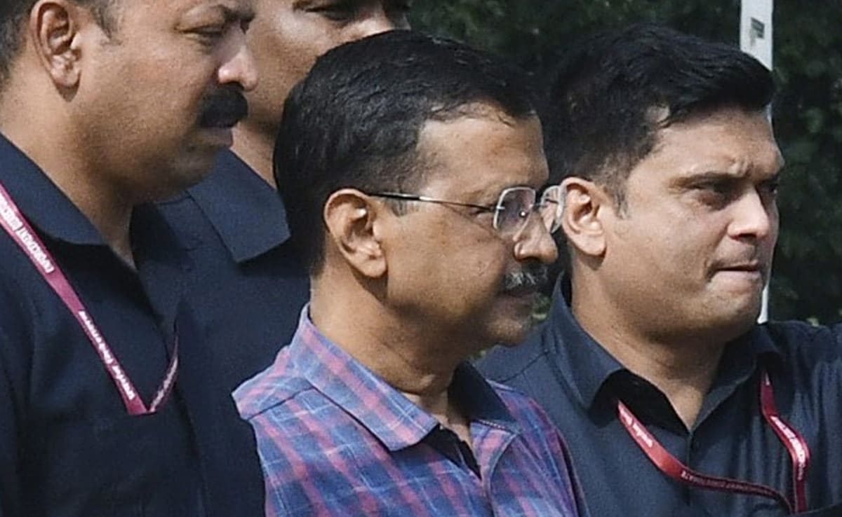 You are currently viewing Arvind Kejriwal Goes To Supreme Court Against Arrest In Liquor Policy Case