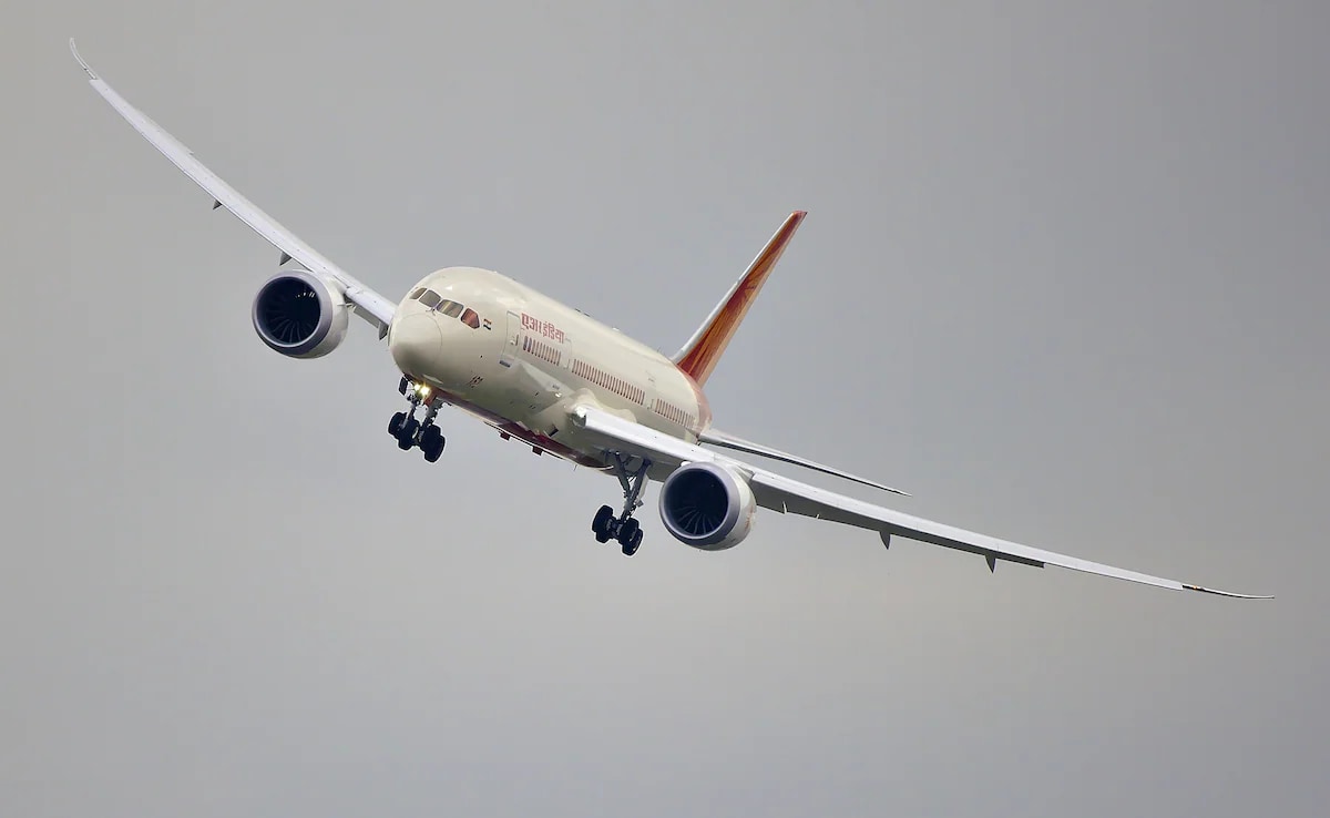 You are currently viewing Air India Suspends Flights To Tel Aviv Temporarily Amid Tension In Region