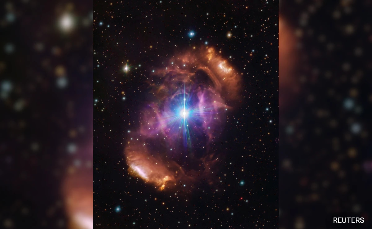 You are currently viewing Astronomers Unravel The Mystery Of ‘Dragon’s Egg’ Nebula