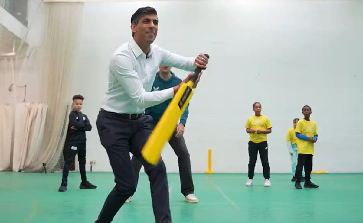You are currently viewing UK PM Rishi Sunak Bats Against England Pace Legend James Anderson