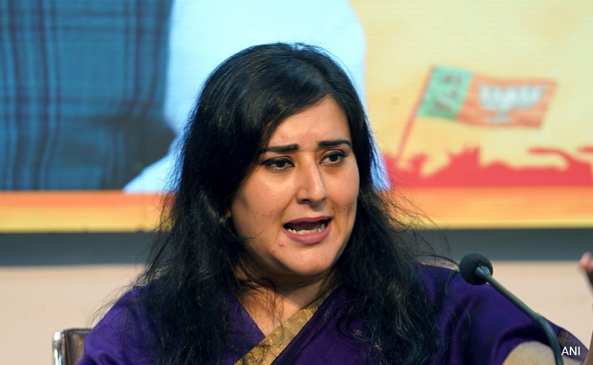 Read more about the article AAP Has Become 'Kickback To Self' Party: Sushma Swaraj's Daughter