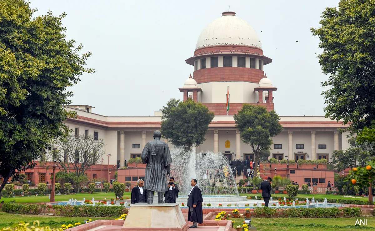 You are currently viewing "Let There Not Be Contest…": Supreme Court On Centre, State Funds Row