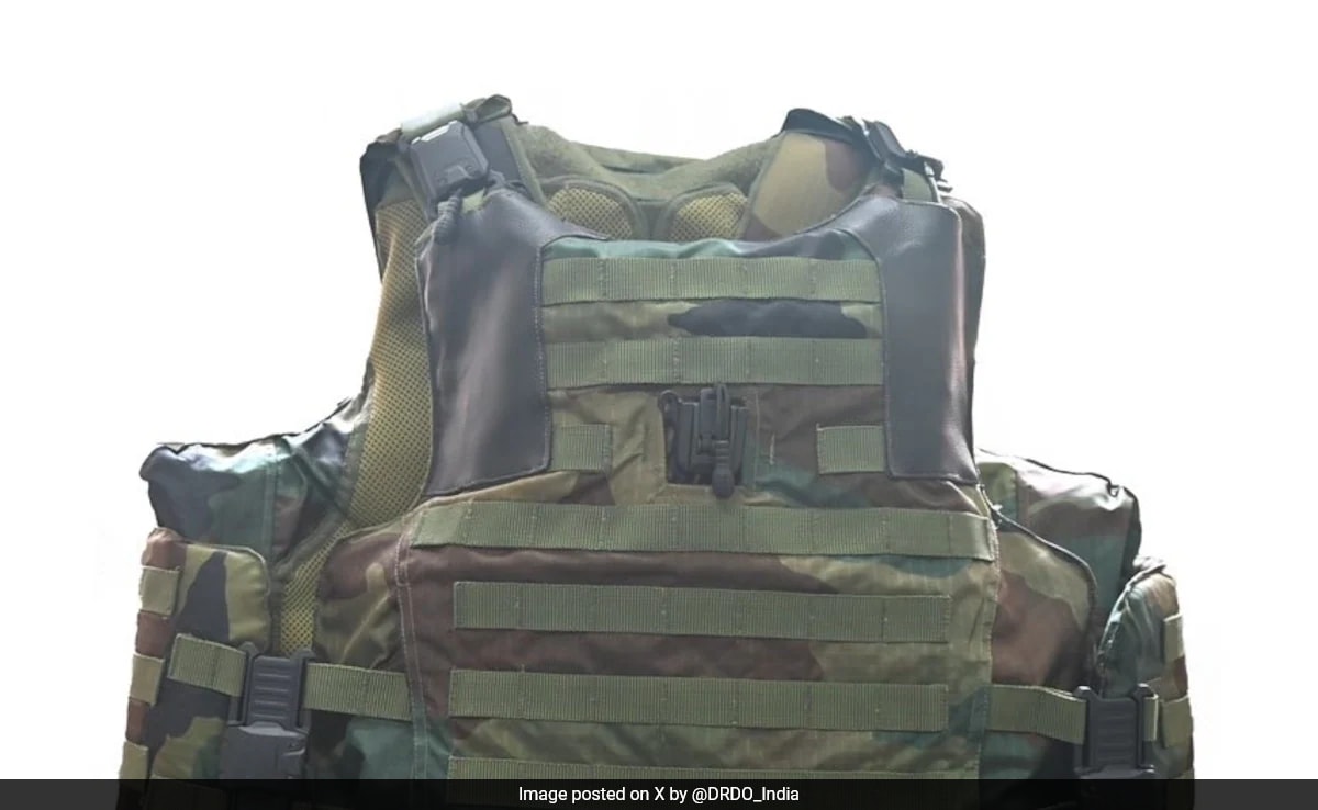 You are currently viewing DRDO Develops India's Lightest Bulletproof Vest Against Highest Threat Level