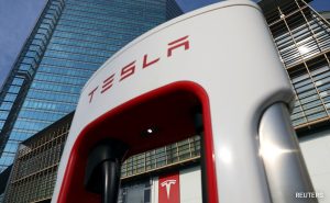 Read more about the article Tesla Slashes Car Prices By Nearly $2,000 In China After US Price Cuts