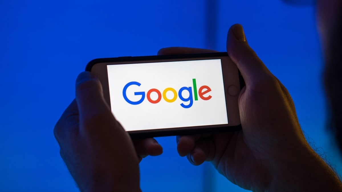 You are currently viewing Google Parent Alphabet Joins $2 Trillion Club as Results Show AI Strength