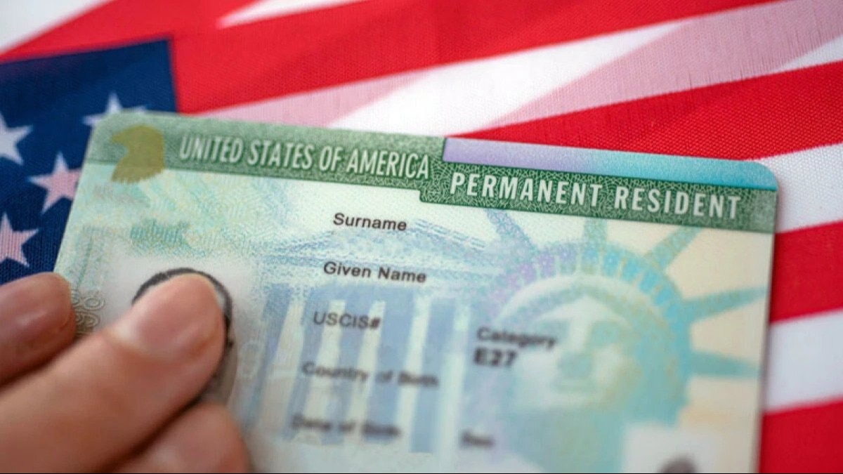Read more about the article US green cards: Over 1 million Indians face wait time of years