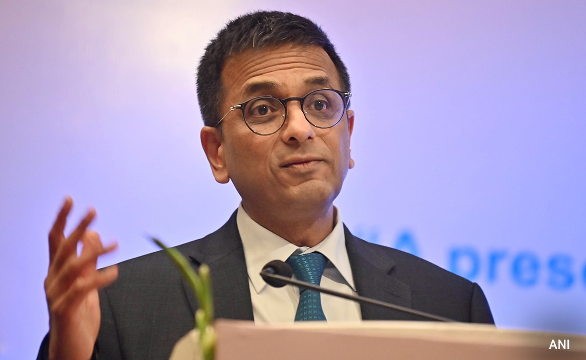 Read more about the article "Stellar Judge": CJI Chandrachud Bids Farewell To Justice Aniruddha Bose