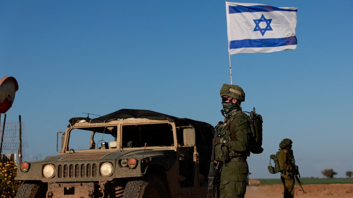You are currently viewing Israeli military reduces troop presence in southern Gaza: Report
