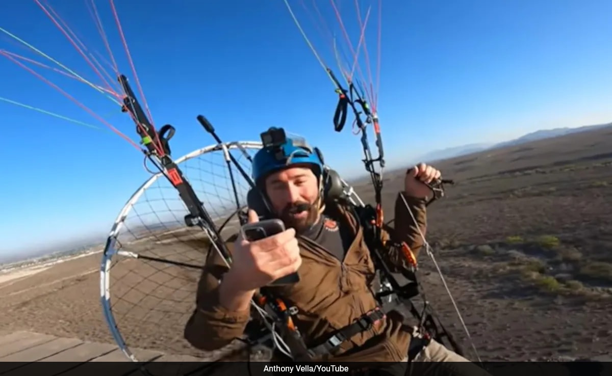 You are currently viewing YouTuber Falls 85 Feet From Paraglider In US, Breaks Neck And Back