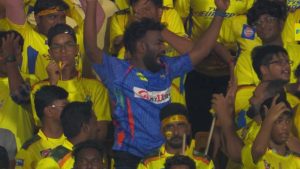 Read more about the article Watch: LSG Fan Dares To Celebrate In Sea Of Yellow, Flipkart Reacts