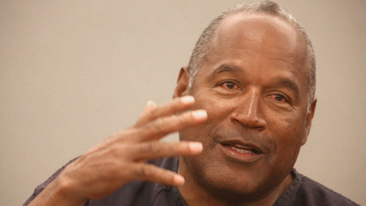 Read more about the article OJ Simpson, former football star acquitted of wife’s murder, dies at 76 after battling cancer