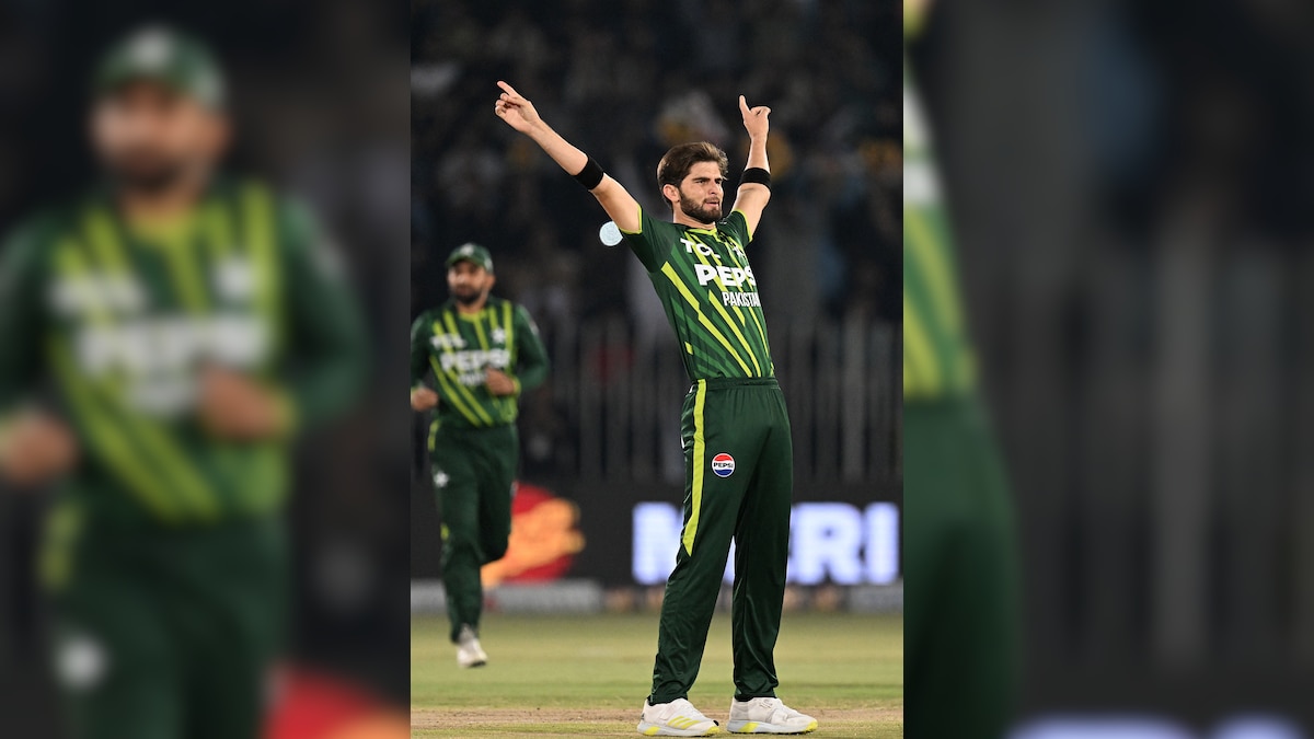 You are currently viewing Shaheen Afridi Calls This Pakistan Star 'Bradman Of T20', Gets Roasted