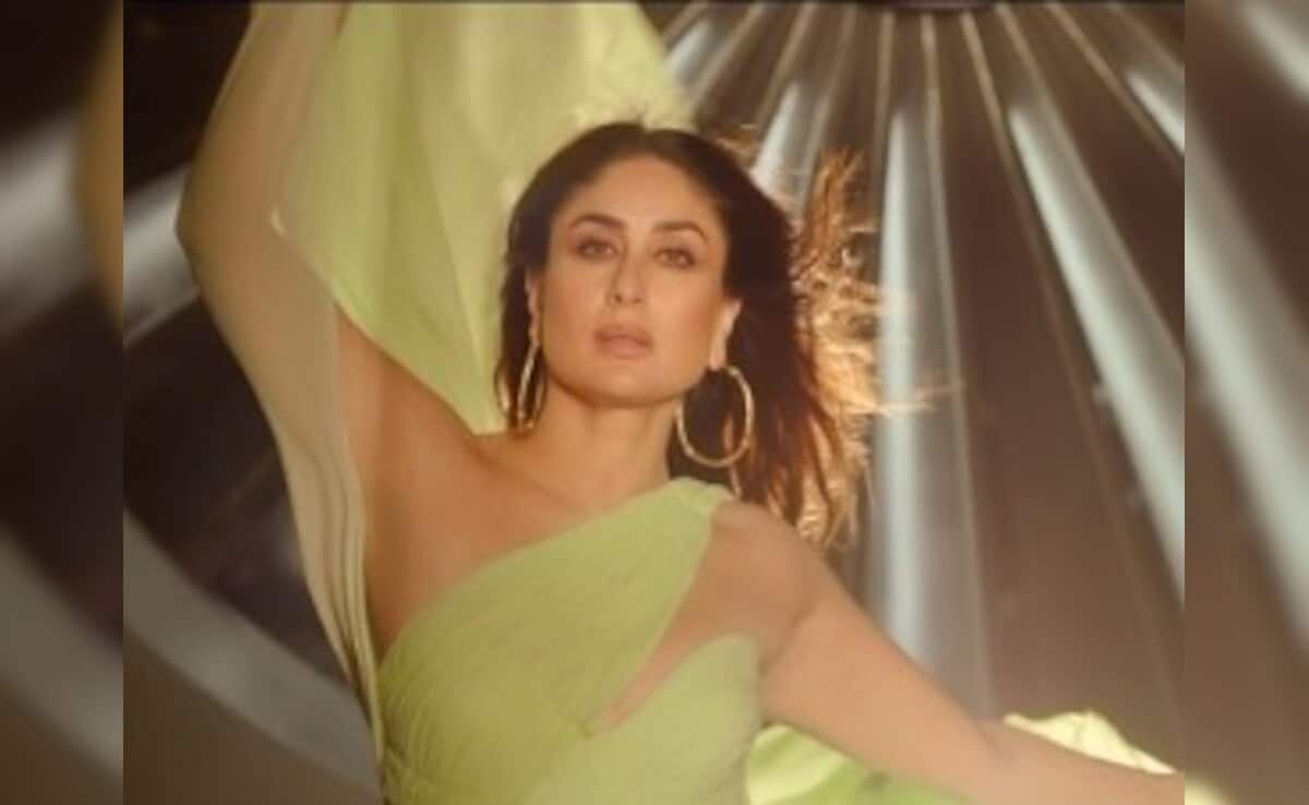 You are currently viewing Crew Box Office Collection Day 3: Kareena Kapoor, Tabu And Kriti Sanon's Film's Weekend 1 Report Card