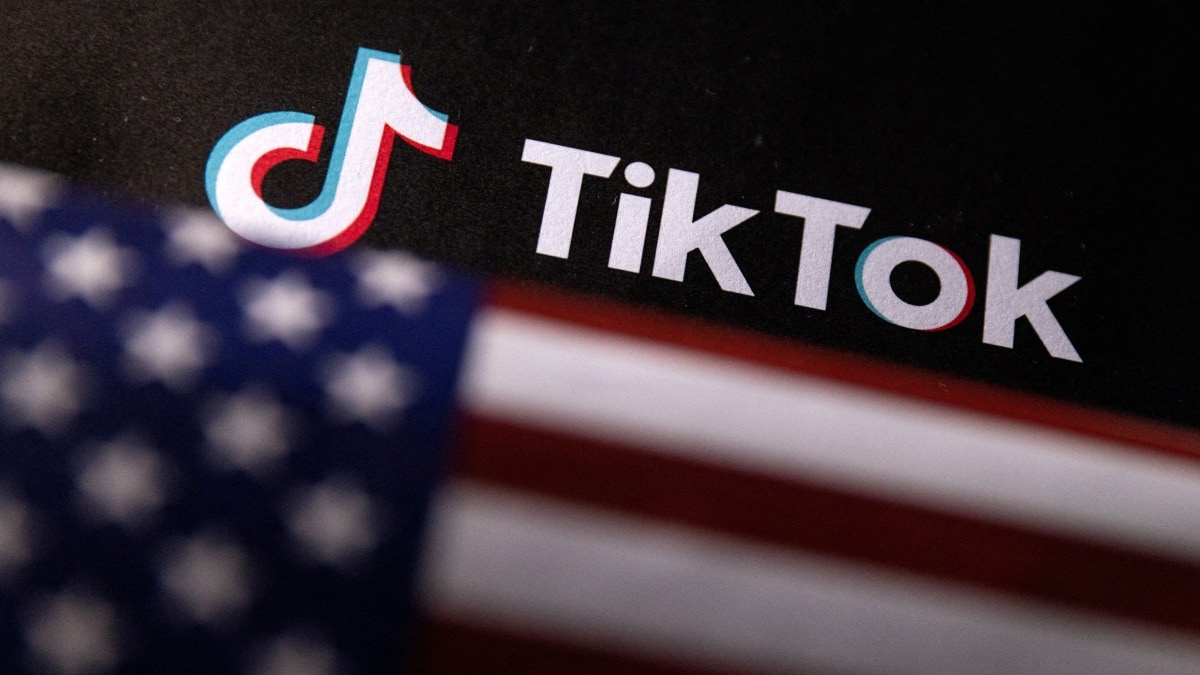 Read more about the article TikTok Ban Looms as President Biden Signs Law With 270-Day Sale Deadline