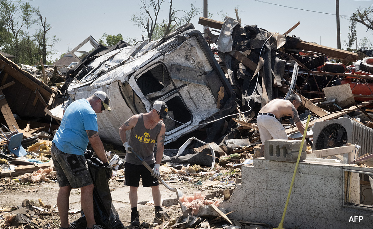 You are currently viewing 9 Killed As Tornadoes, Extreme Storms Hit Several US States