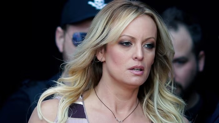 Read more about the article Donald Trump hush money trial: Stormy Daniels testifies in court