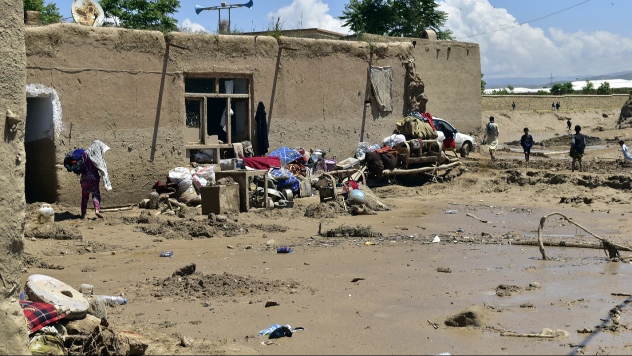 Read more about the article Flash floods in Afghanistan sweep away livelihoods, leaving hundreds dead, missing