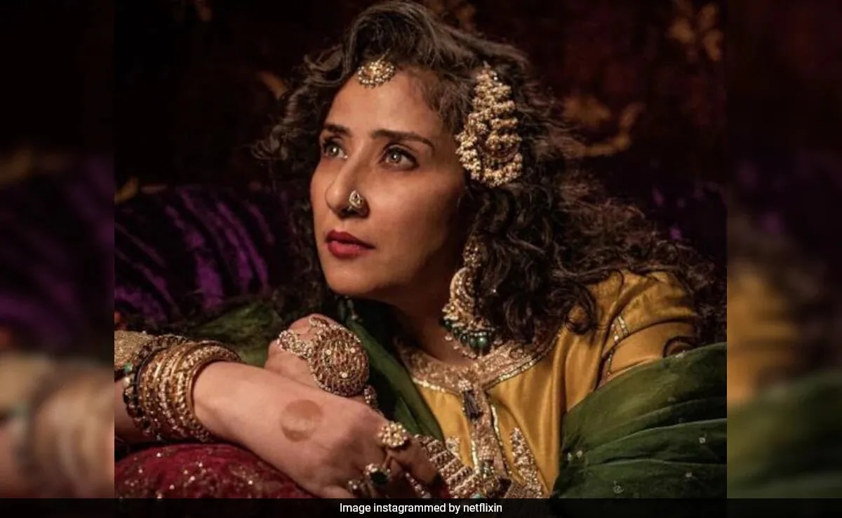 You are currently viewing Manisha Koirala On Battling Depression During Heeramandi Shoot: "It Consumed Me"